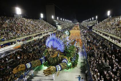 Rio, lo spettacolo delle scuole di samba 4