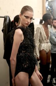 Le modelle sfilano per la Fashion Week di Istanbul  4