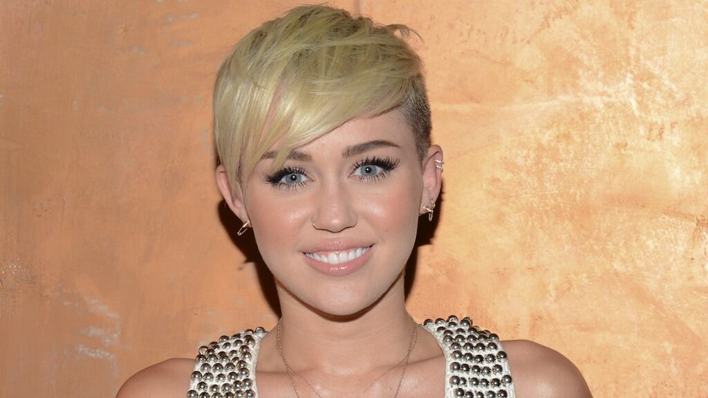 Miley Cyrus: “Sono pansessuale”