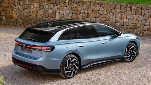Nuova Volkswagen ID.7 Tourer,  guarda tutte le foto 9