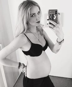Chiara Ferragni futura mamma rock 7