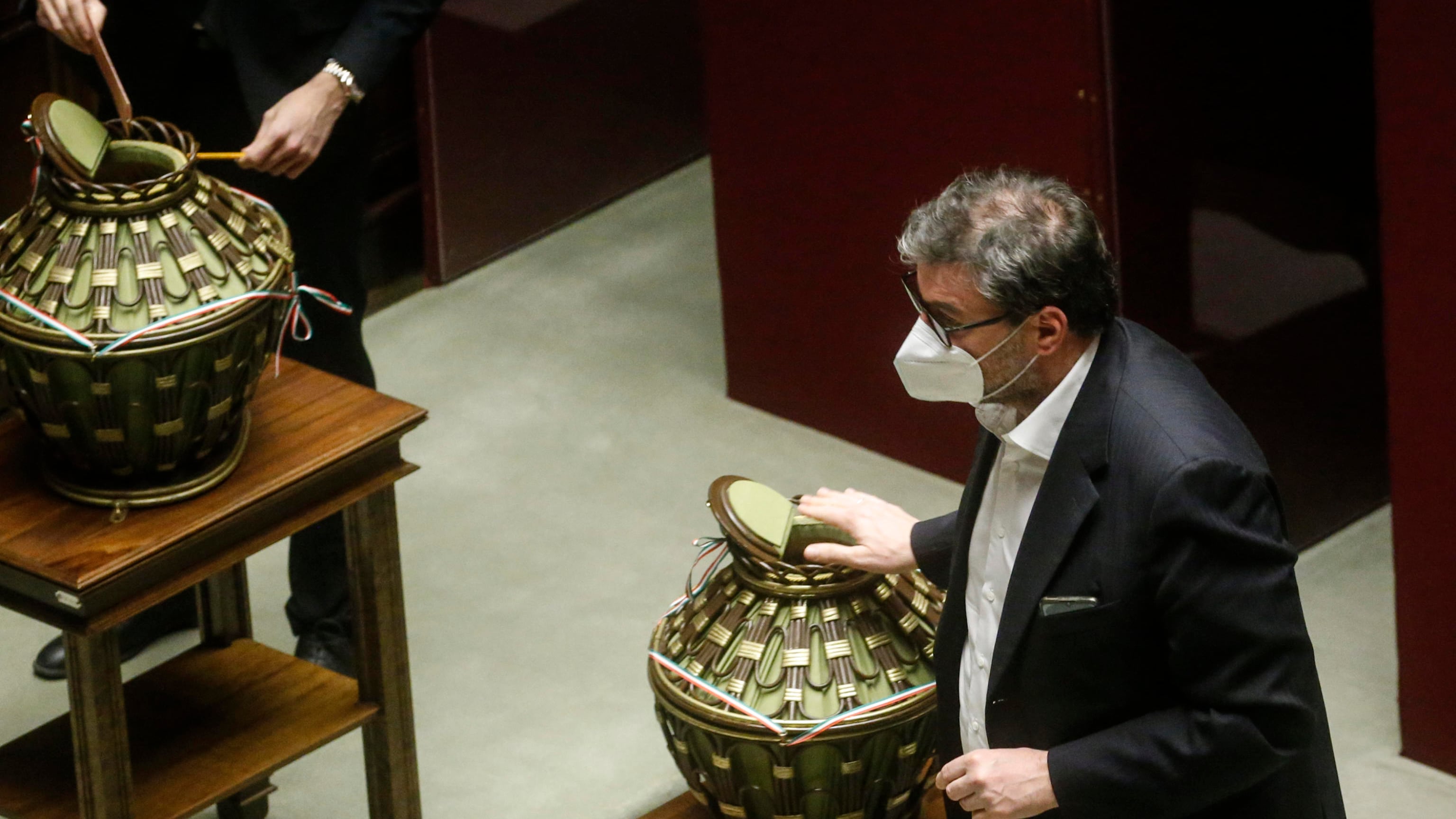 Draghi riparte con l'agenda ma scoppia il caso Giorgetti