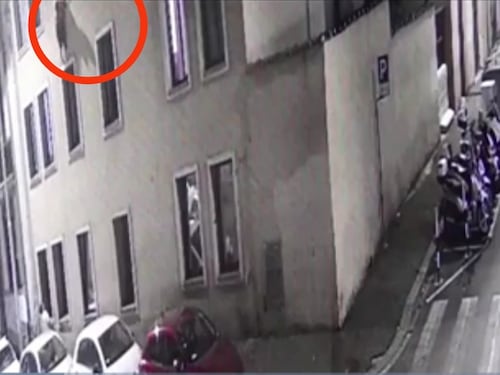 Kata, spunta l'audio del raid punitivo nell'ex hotel Astor: "Vogliono ammazzarmi!"