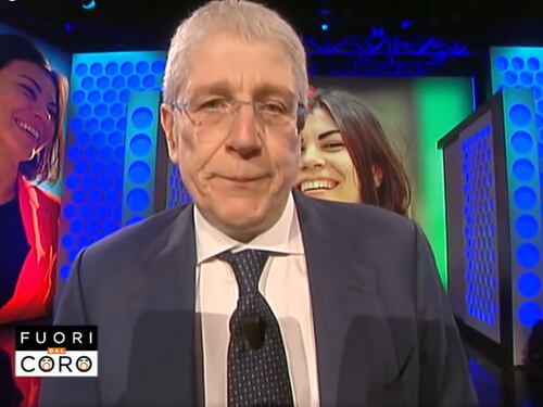 "Carlottina, aiutaci da lassù". Mario Giordano si commuove per l'addio a Dessì