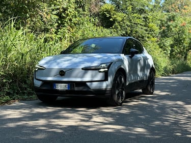 Volvo EX30, guarda la gallery del nuovo suv elettrico premium 3