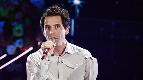 Mika rinvia il tour. Giallo e polemica sulle motivazioni