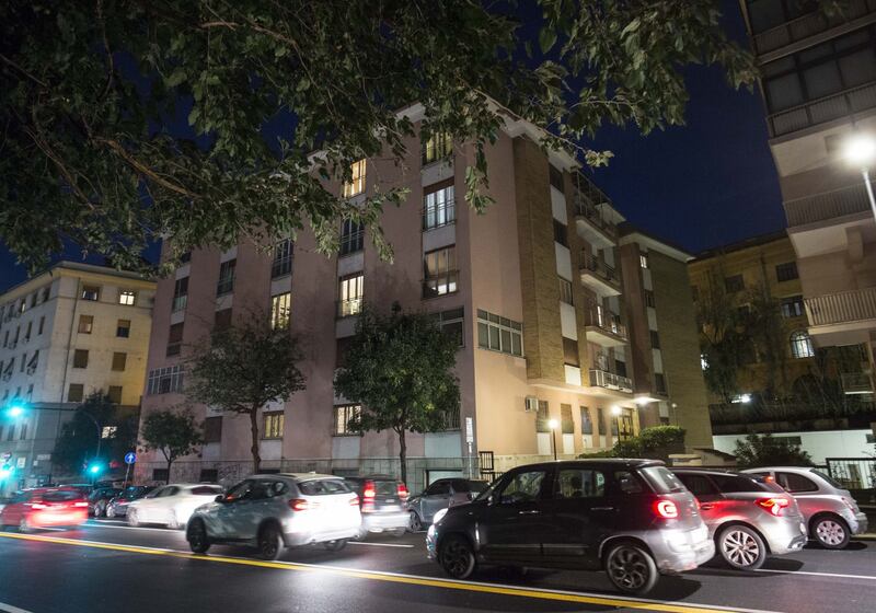 Il palazzo dove abita l'ex ministro Trenta 6