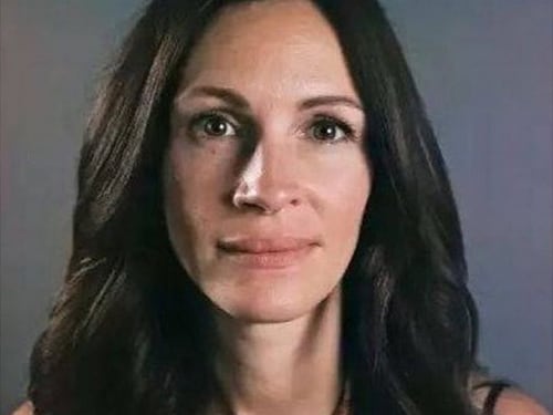 Julia Roberts posta foto senza trucco: "Perfezione è il male di una nazione"