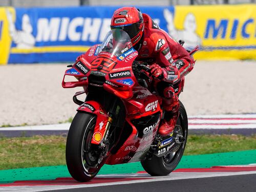 MotoGP, Marc Marquez trionfa a Misano davanti a Bezzecchi e si avvicina al titolo mondiale