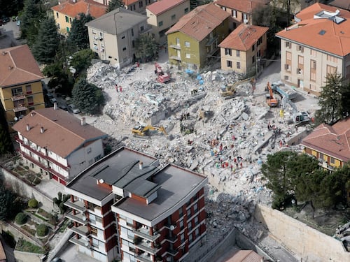 Sisma de L'Aquila, la sentenza: "Studenti morti per colpa loro". Niente risarcimento