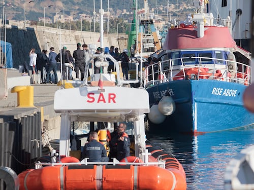 Promesse e patti. Ma le norme attuali sui migranti penalizzano l'Italia