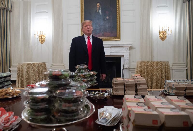 Donald Trump e la cena fast food 6