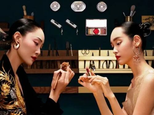 Lusso sotto scacco: sboom in Cina anche d’estate, Barclays declassa Kering (Gucci)
