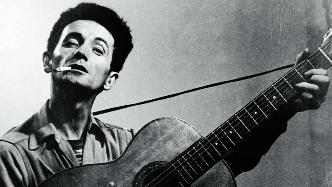 Questa terra è ancora la terra di Woody Guthrie