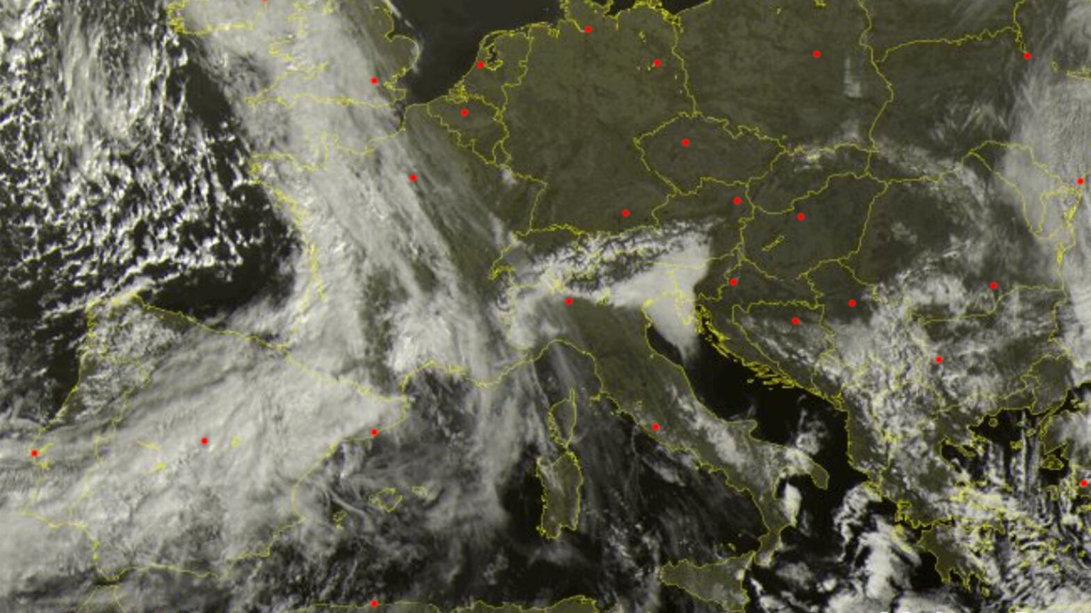 Italia divisa in due dal maltempo: cosa accade nel week end