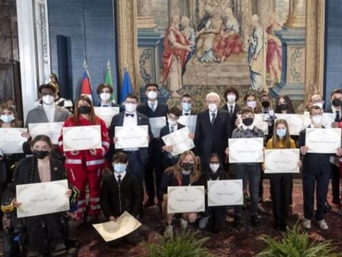 Giovani in prima linea: Mattarella nomina 30 piccoli "Alfieri della Repubblica"