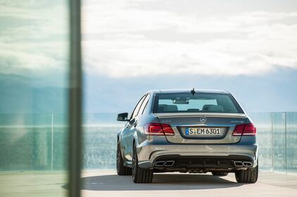 Mercedes E 63 AMG 6