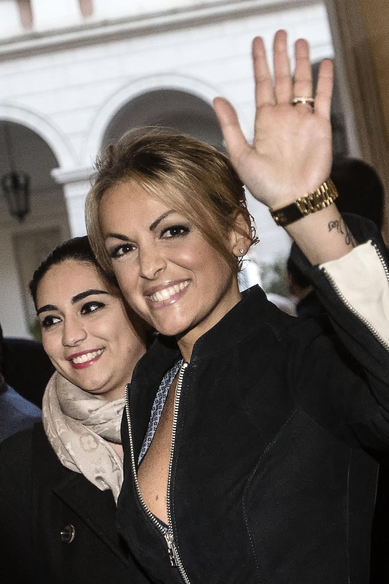 Berlusconi tra i sostenitori a Palazzo Grazioli 7