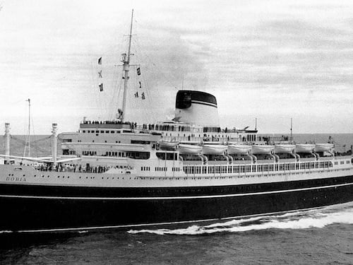 La triste storia del naufragio dell’Andrea Doria, la nave più lussuosa al mondo