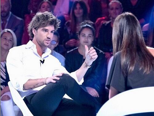 Andrea Damante ha una nuova fidanzata? Una misteriosa mora a casa sua