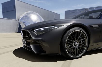 Mercedes SL 63 S E Performance, guarda tutte le foto 9
