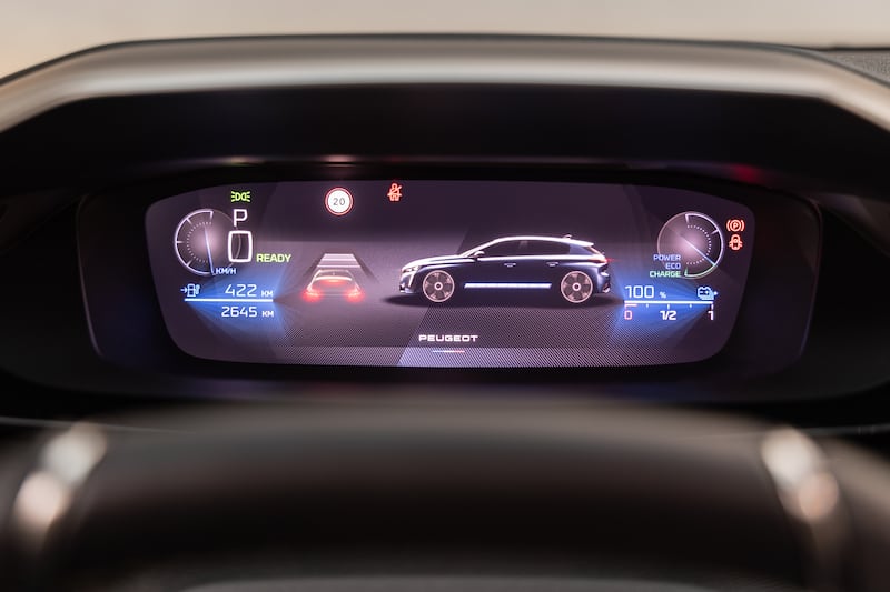 Peugeot e-308, guarda la gallery 10