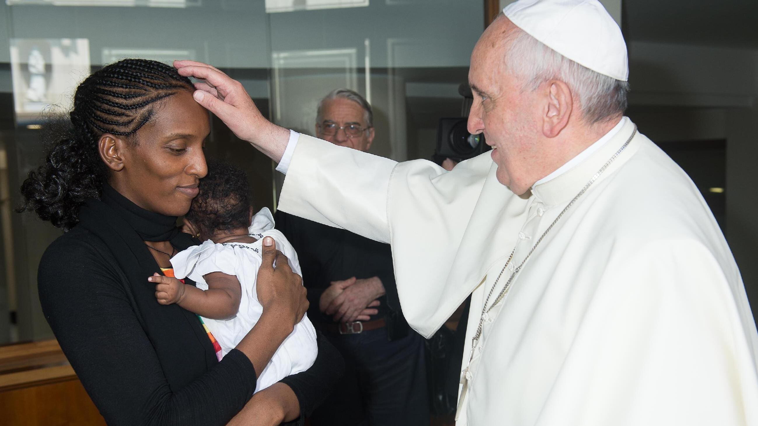 Meriam, la cristiana perseguitata incontra il Papa