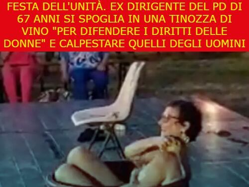 La satira del giorno. Spogliarello alle Festa dell'Unità