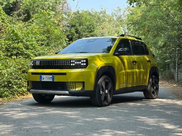 Fiat Grande Panda: guarda la gallery della citycar elettrica  2