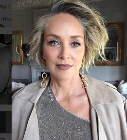 Madonna e Sharon Stone: sexy dive a confronto 33