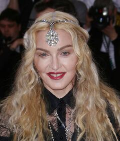Madonna al Met Gala 2016 29