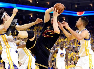Cleveland campione. LeBron ora è leggenda 7