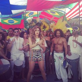 Jennifer Lopez nel backstage del video per Brasile 2014 1