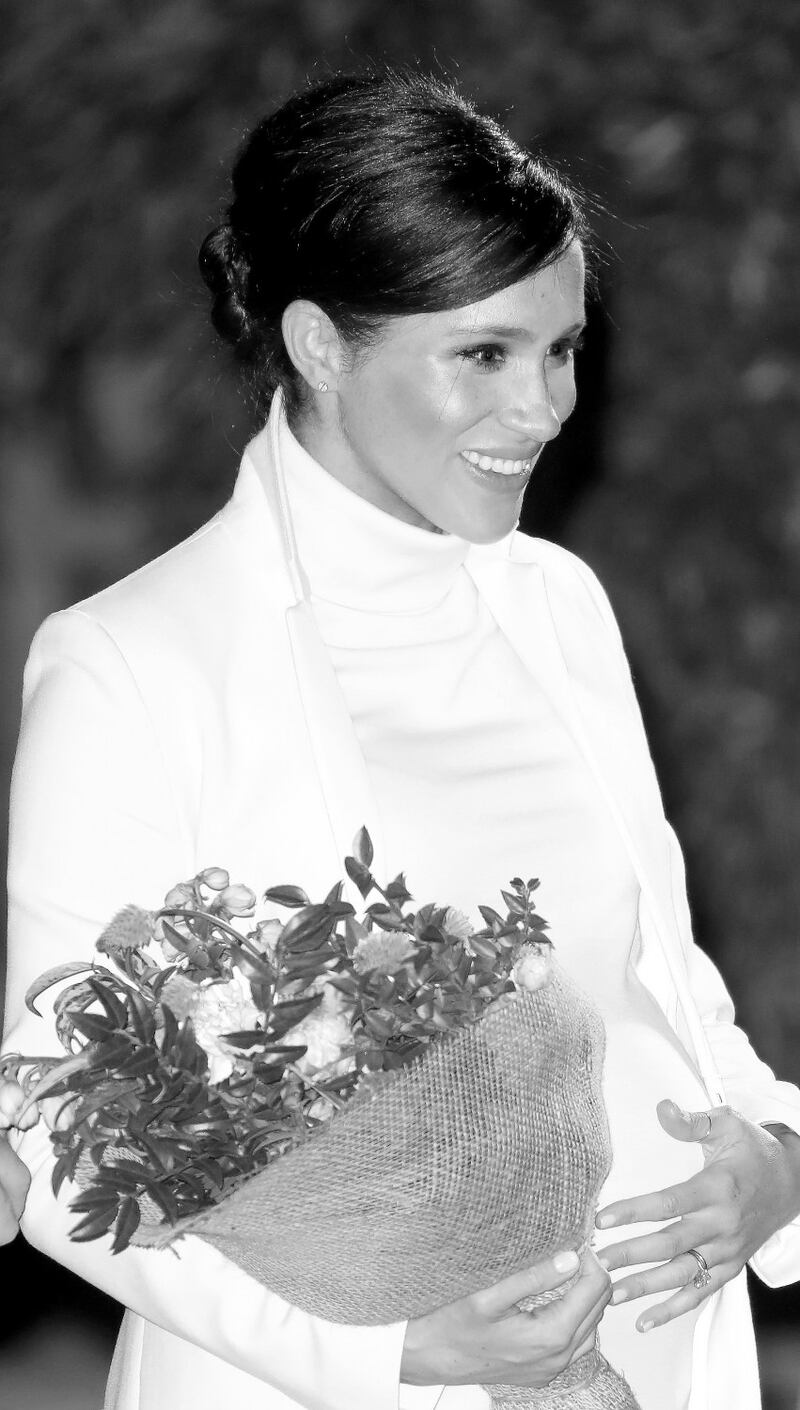 Meghan Markle chic in bianco: foto 10