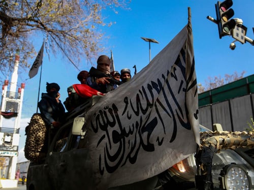 I talebani arruolano i soldati-kamikaze. A Kabul nascerà la "Brigata martiri"
