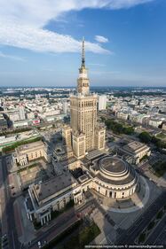 Uno sguardo dall'alto: scatti dai tetti delle città europee 5