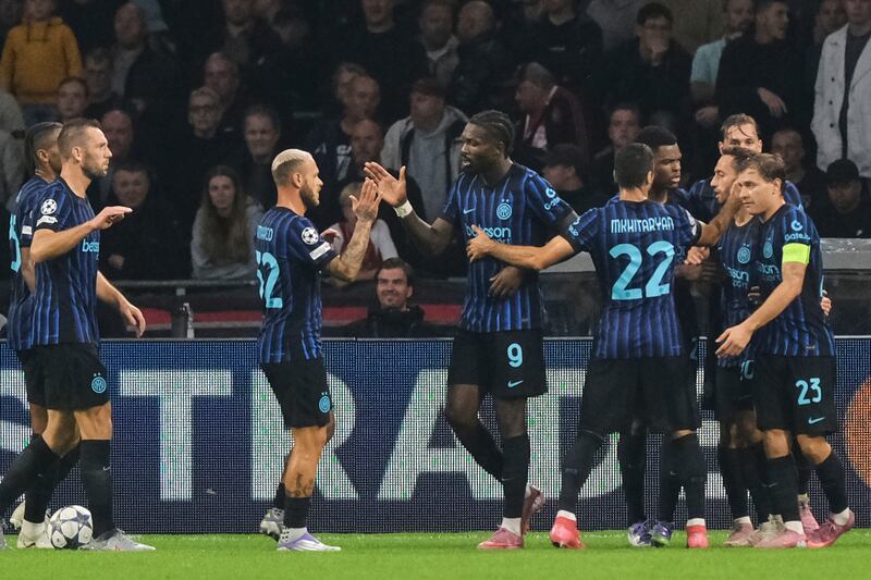 Ajax Inter Thuram celebrazione