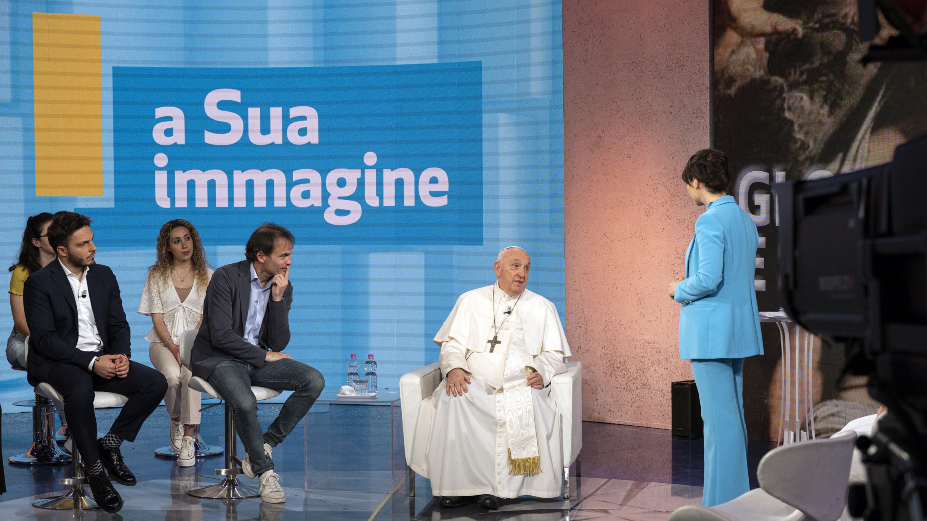 "Francesco a Saxa Rubra per un'intervista": la prima volta in Rai per un pontefice