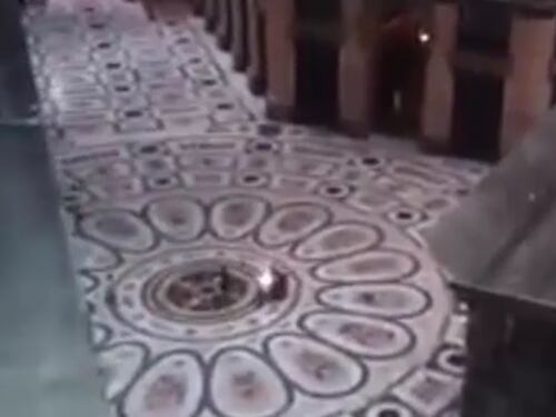 Napoli, la galleria Umberto I abbandonata ai "teppisti" e alla loro inciviltà