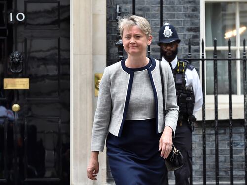 La sfida di Londra, verso il reato di misoginia: "È estremismo"