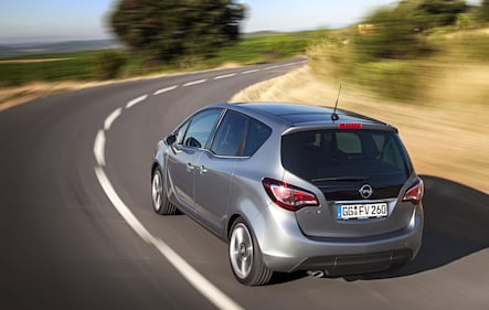 Opel Meriva si rifà il look, ma non solo 3