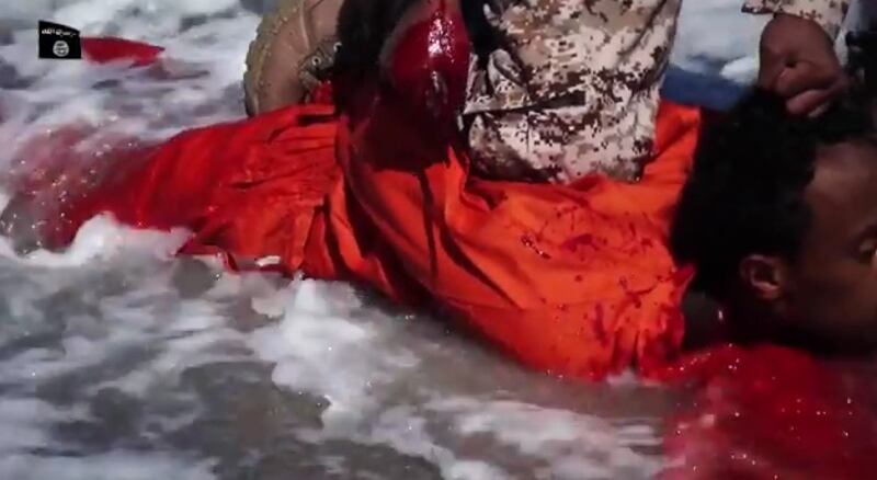 Così l'Isis massacra i cristiani 2