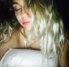 Miley Cyrus nuda su Instagram 13