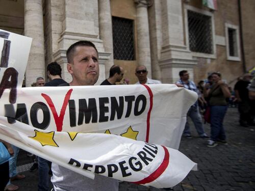 Unioni civili, insorge la base M5S: "Grillo traditore, non ti votiamo più"
