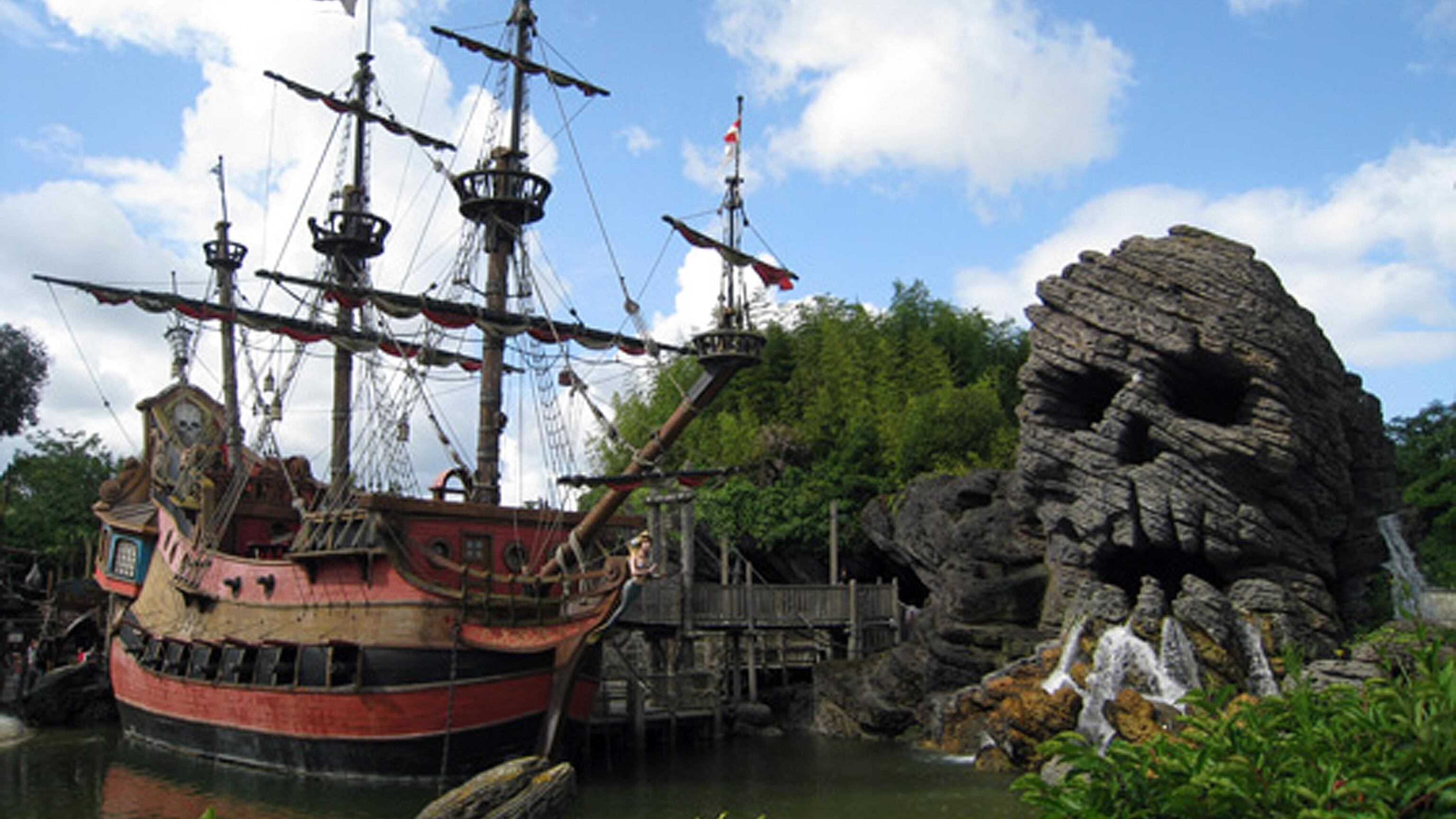 Incidente a Disneyland: bimbo gravissimo
