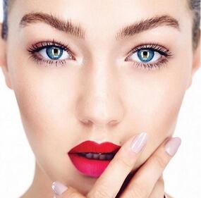 La modella Gigi Hadid 2