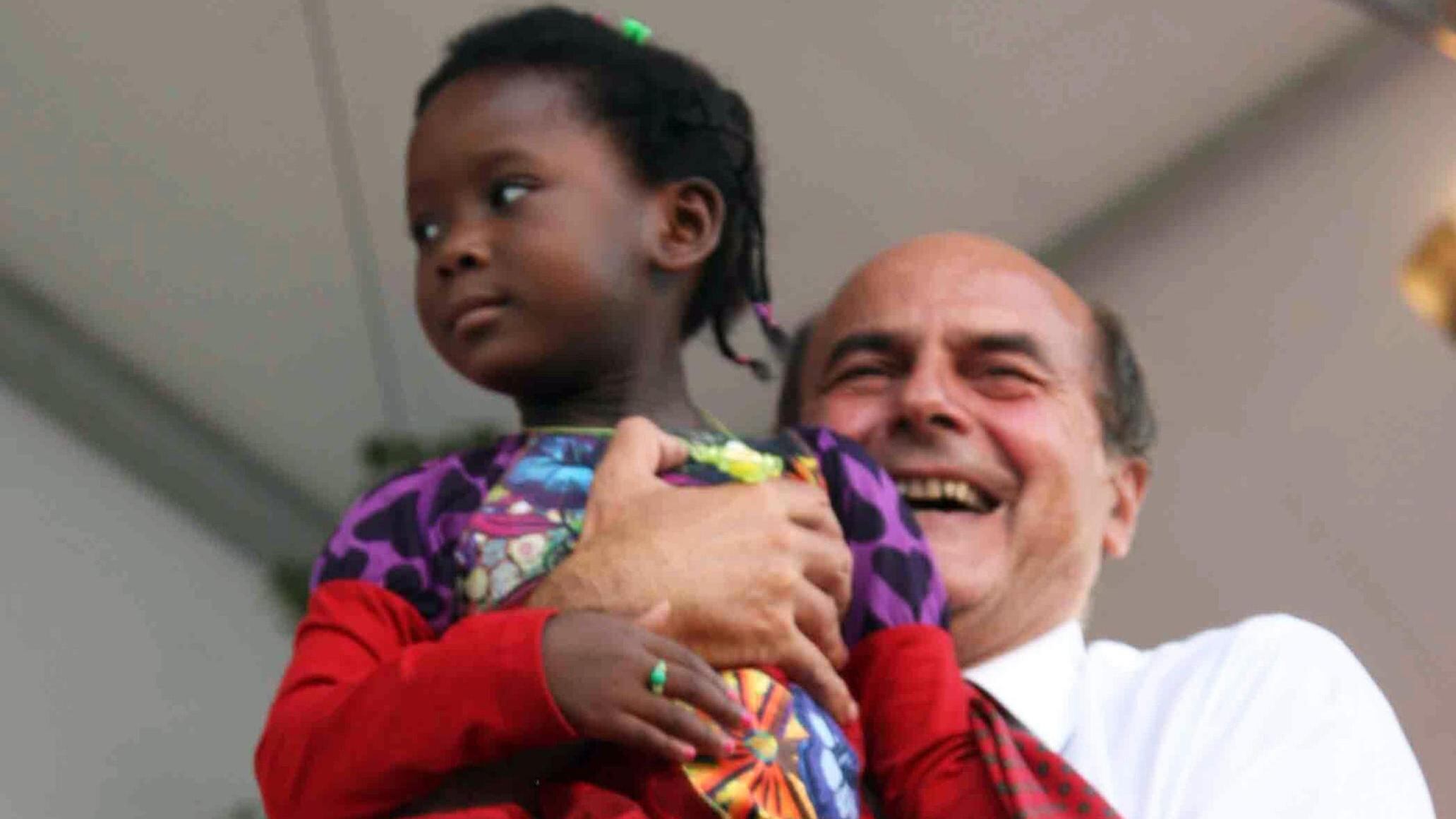 Bersani s'incorona premier: basta banchieri