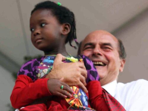 Bersani s'incorona premier: basta banchieri