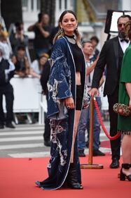  Marion Cotillard risplende sul red carpet di Cannes  6