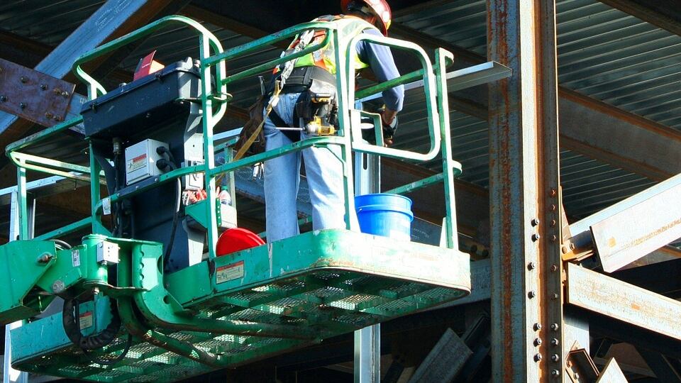 “Napoli e i napoletani da bruciare”. È polemica sulla frase apparsa in una fabbrica di Pomigliano